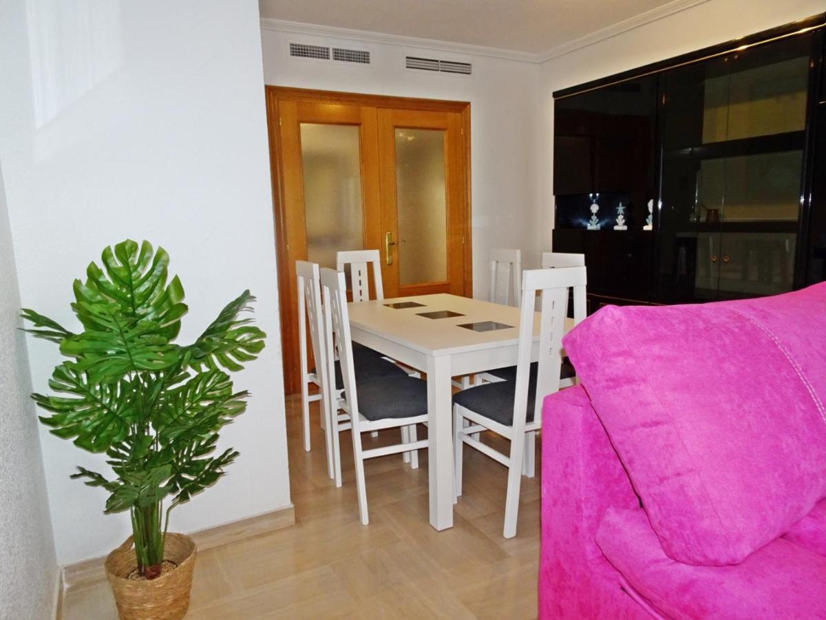 Apartment Aigua Blava Primera Linea - Alquiler Solo Familias